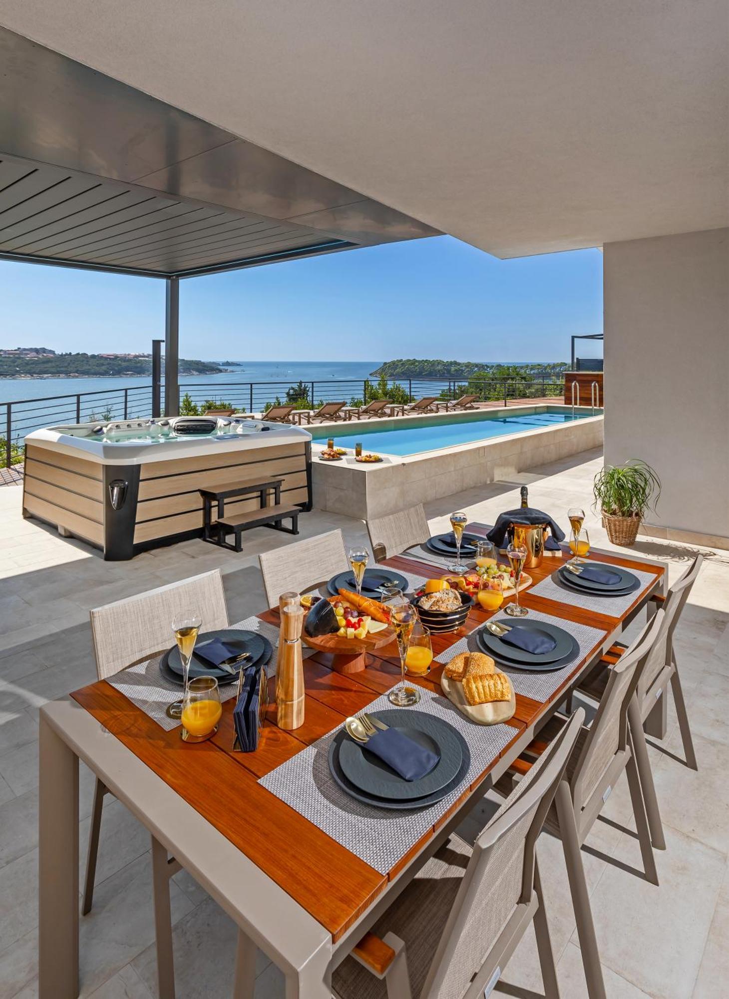 Luxury Divino